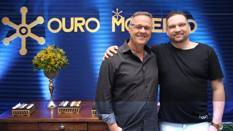 Confraternização-Ouro-Moderno2