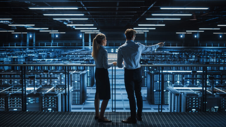 Data,Center,Male,It,Specialist,And,Female,System,Administrator,Talk,